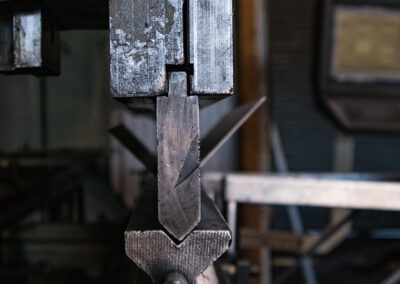 metal bending from metal distributors
